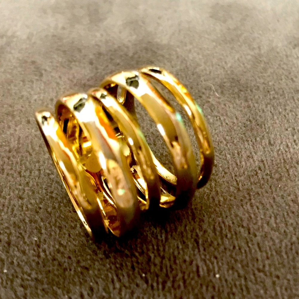 CLOSET CLEAR OUT ! Perfect 14k gold over sterling silver, ring size 6.5 !!!